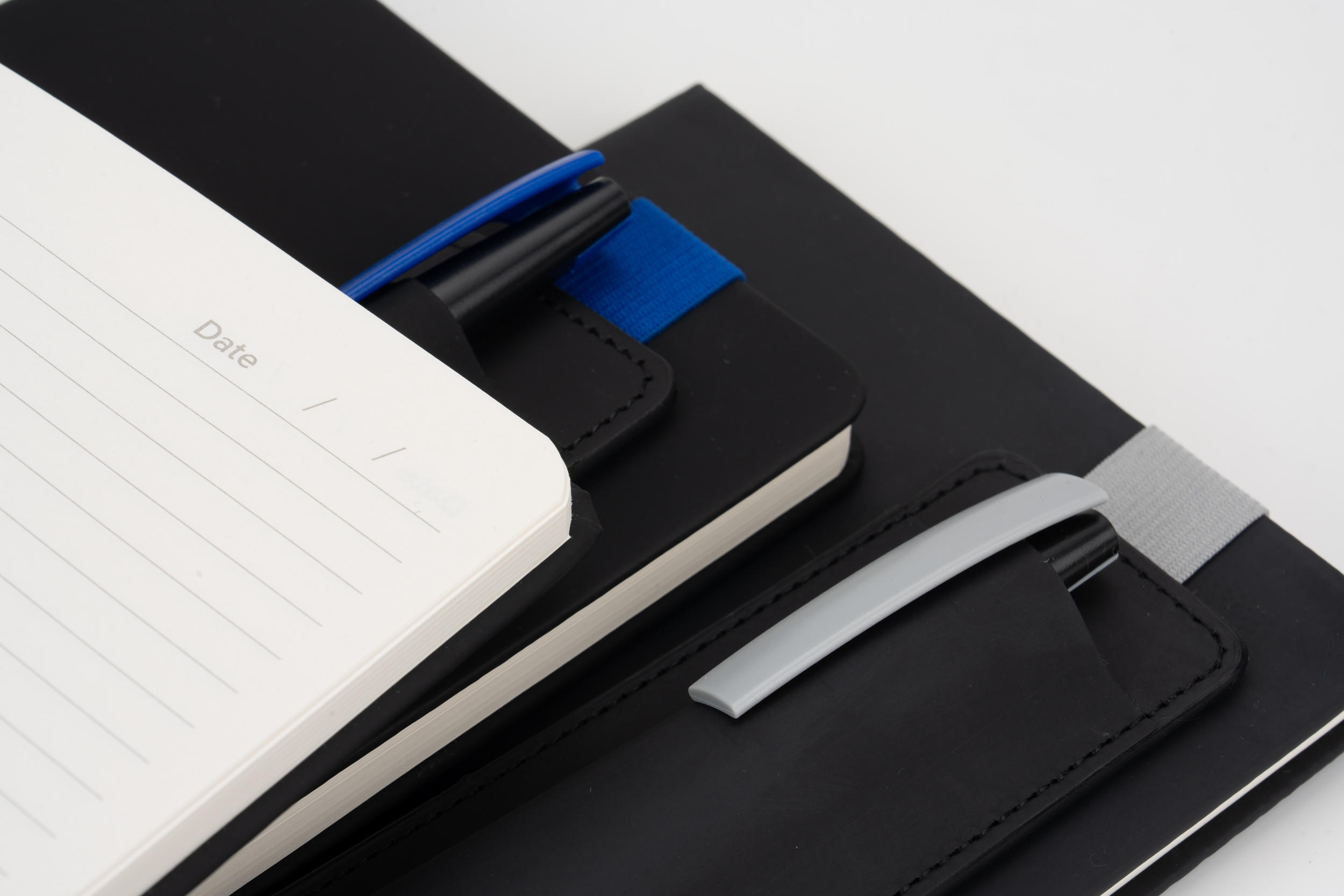 Notatnik A5 w linie z długopisem CARSON